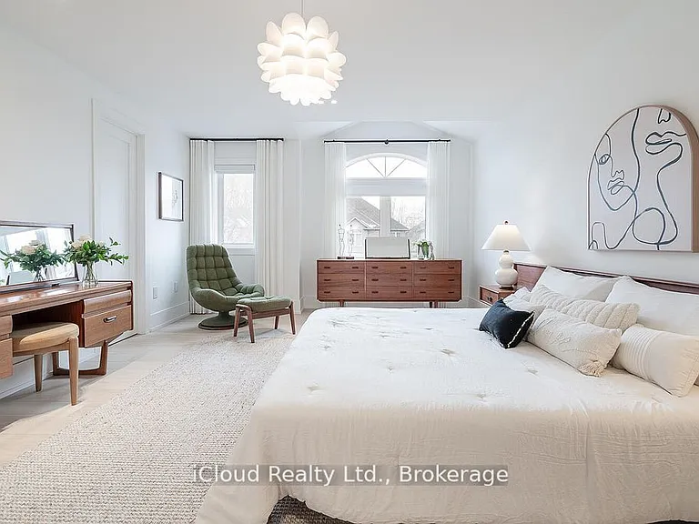 5389 Kindos St — Photo 31
