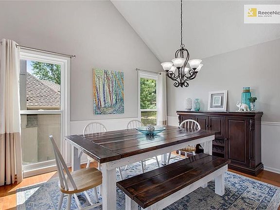 Wonderful dining room