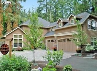1115 N Shore Rd, Lake Oswego, OR 97034