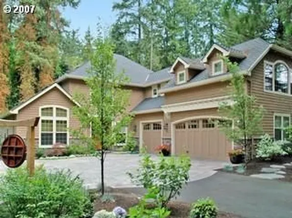 1115 N Shore Rd, Lake Oswego, OR 97034