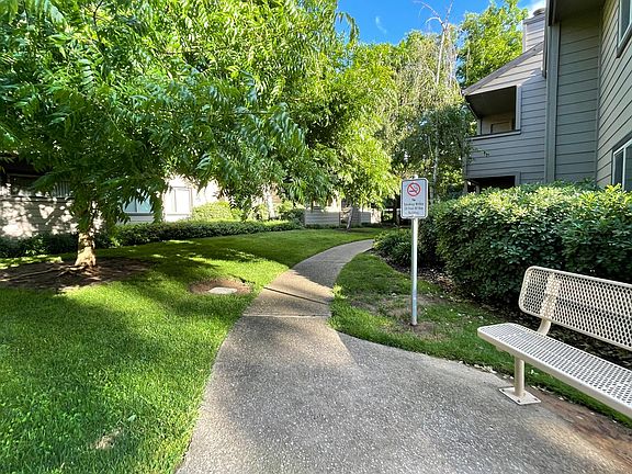 5th image of 3715 Tallyho Dr APT 54
