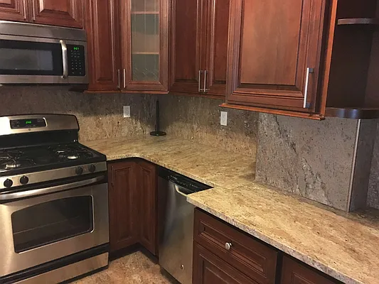 Rented by Metropolis International Realty Inc. | media 37