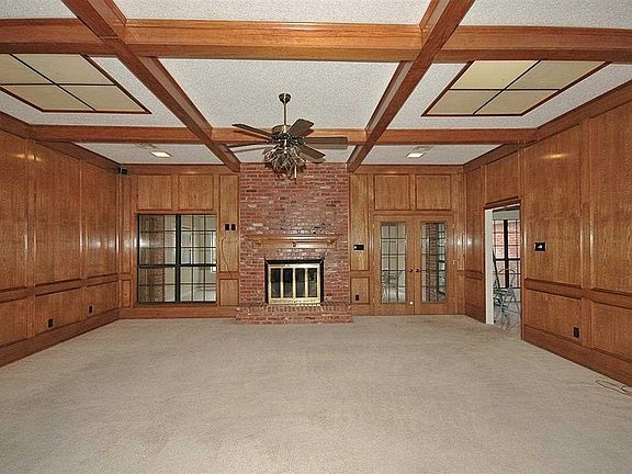 2nd image of 305 Trailwood Dr