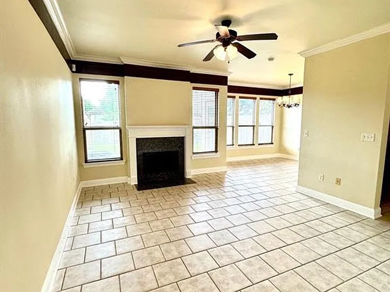 18163 Pinehurst Dr — Photo 6