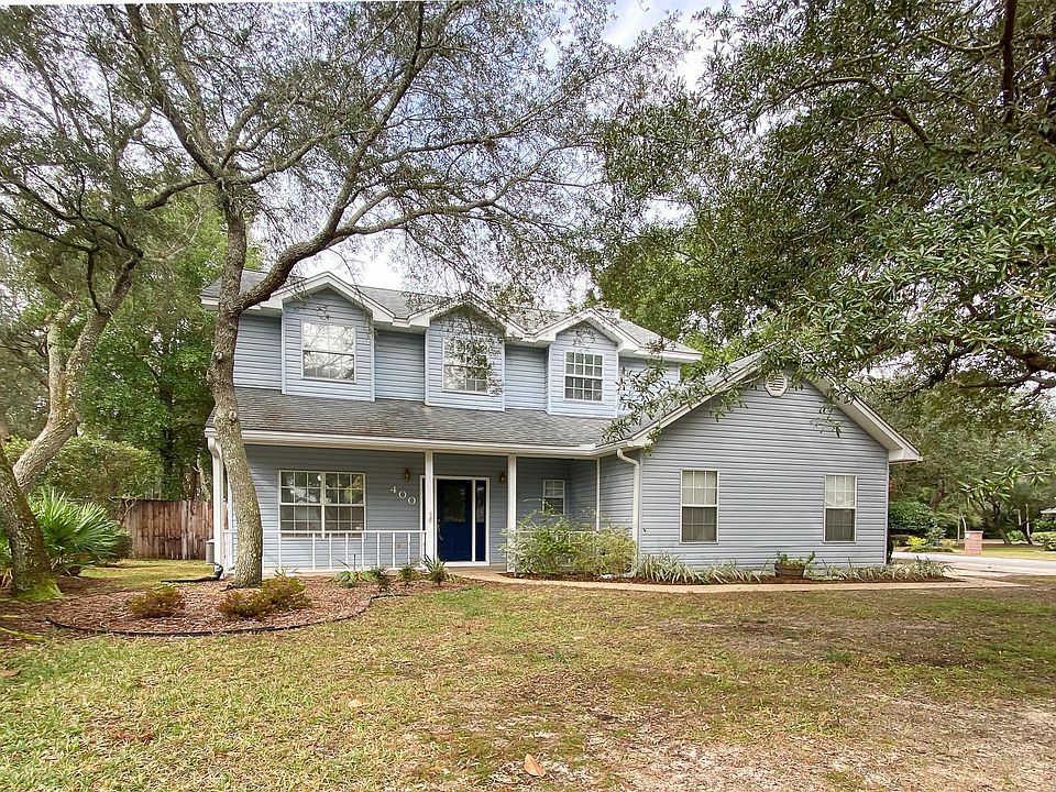 1st image of 400 Parkwood Pl