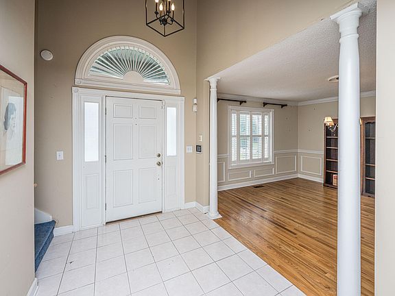 5th image of 230 Marsh Oaks Dr