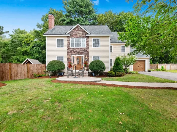38 Edward Ave, Lynnfield, MA 01940