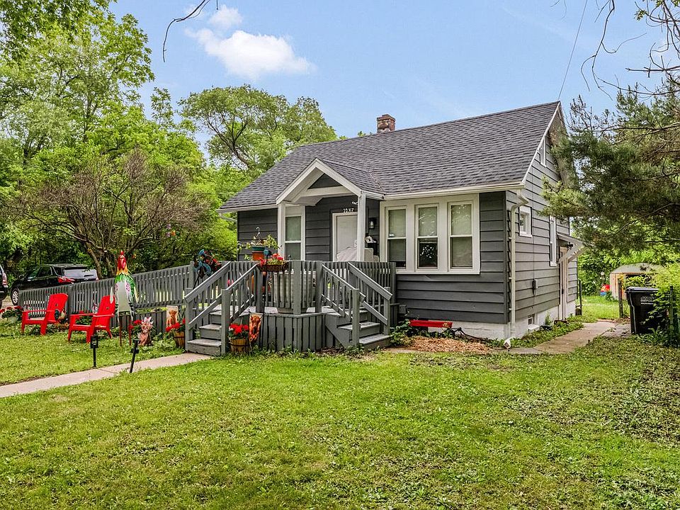 1st image of 4406 S Nicholson AVENUE