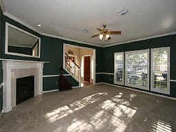 3rd image of 1409 Oak Hollow Dr