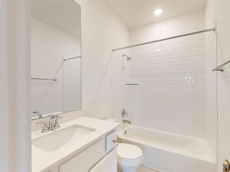 570 Sand Branch Dr — Photo 10