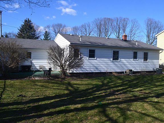 2nd image of 5442 Edgelawn Dr SE