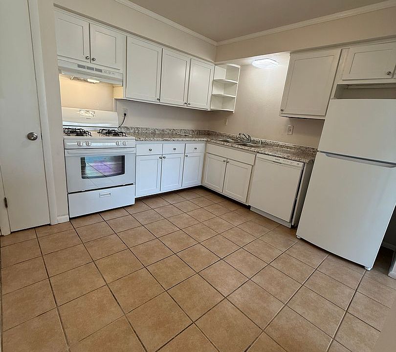 1st image of 753 Grand Ave Unit 4