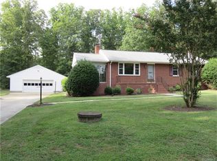 4000 Ivydale Ln, Sandston, VA 23150