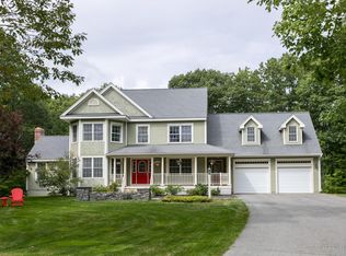 4 Chestnut Dr, Scarborough, ME 04074