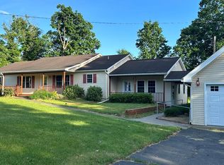323 State Line Rd, Rome, PA 18837
