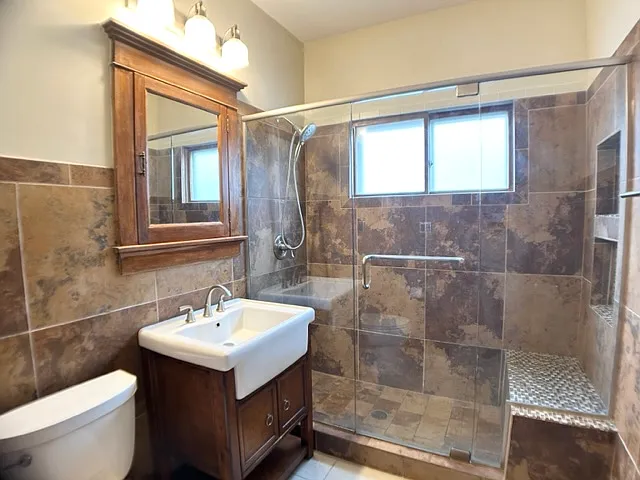 6819 Aetna Ct — Photo 10