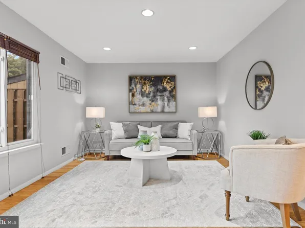 3121 Covington St, Fairfax, VA 22031