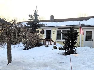 402 Main St, Scituate, RI 02831