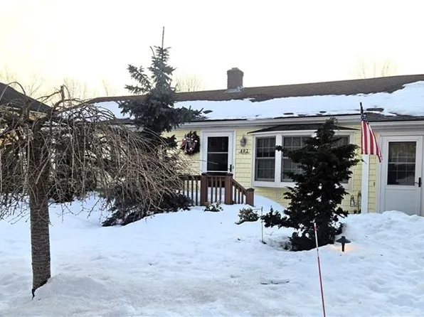402 Main St, Scituate, RI 02831