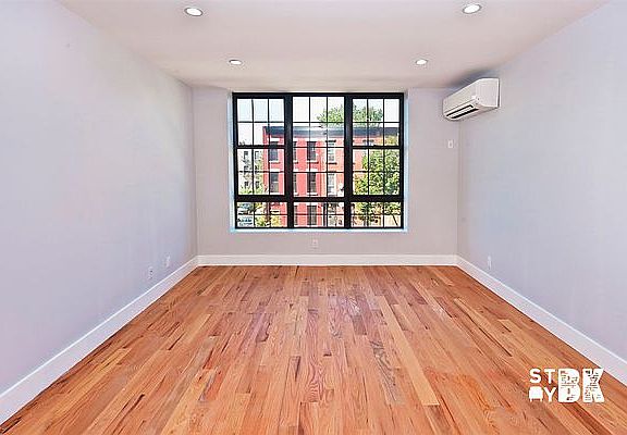 2nd image of 670 Halsey St #2E