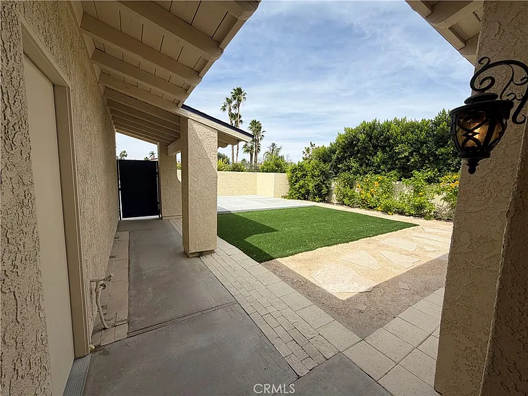 43035 Tennessee Ave — Photo 2