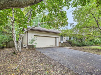 128 Lake St E, Saint Paul, MN, 55117