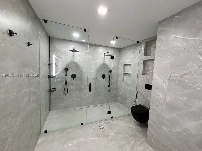 10950 SW 40th Ct — Photo 16