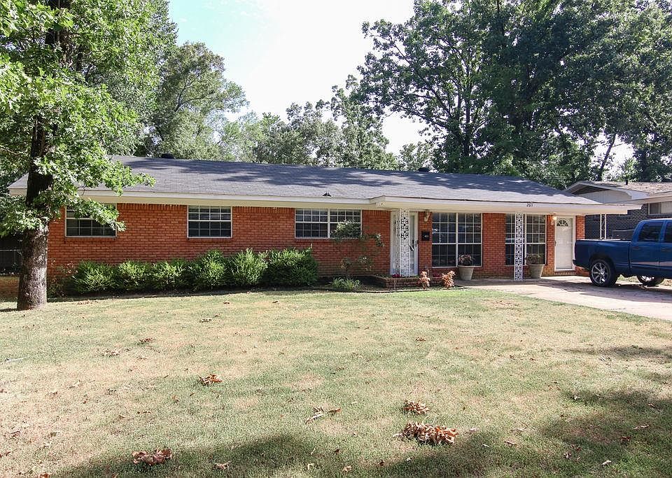 1st image of 2611 Weaver Pl