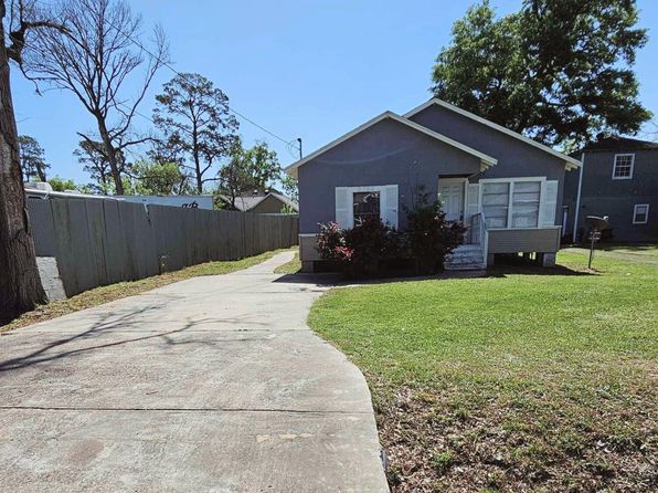 8708 Lanewood Dr
