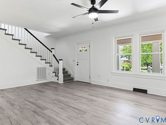 5th image of 33 Stoney Point Rd