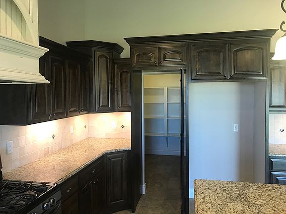3rd image of 826 Pine Brook Ln