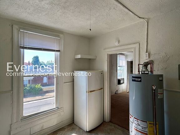 5th image of 2016 Fairmount Ave #2