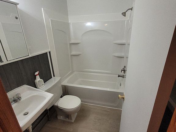 5th image of 1467 W Villard St #2