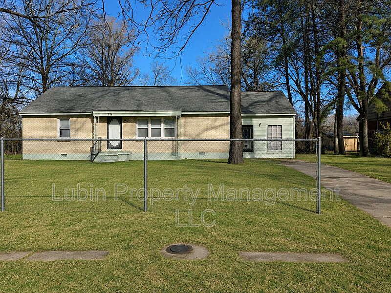 1st image of 376 Clarice Dr