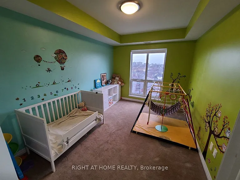 90 Landry St #809 — Photo 42