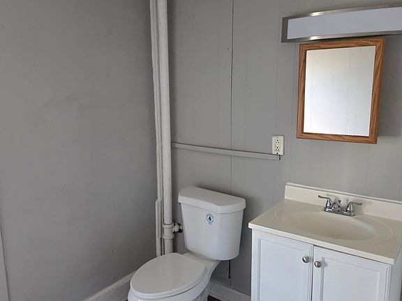 5th image of 13 Mill St #2