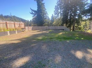 469 N Fawn Dr, Otis, OR 97368