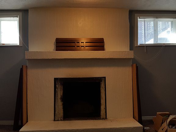 Living Rm, Unit 3