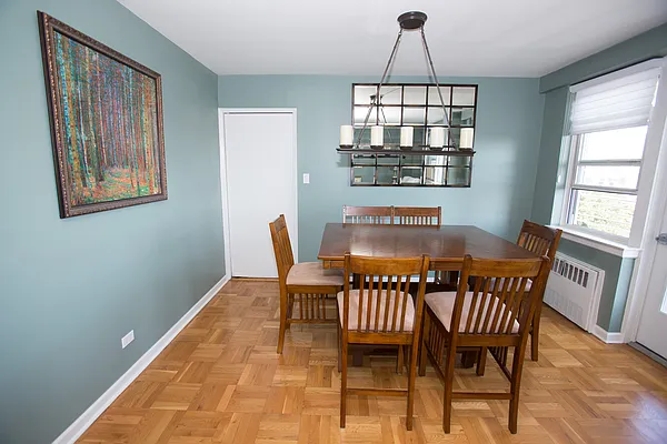 Sold by Re/Max In The City | media 16