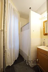 Rented by Rennit Inc.