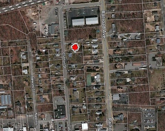 2nd image of 49 Clinton St
