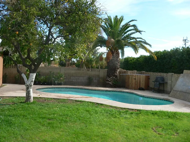 1873 E Alameda Dr — Photo 1