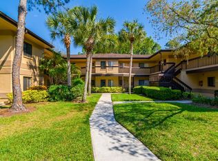 2667 Sabal Springs Cir APT 102, Clearwater, FL 33761