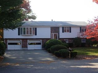 25 Hepburn Cir, Stoughton, MA 02072