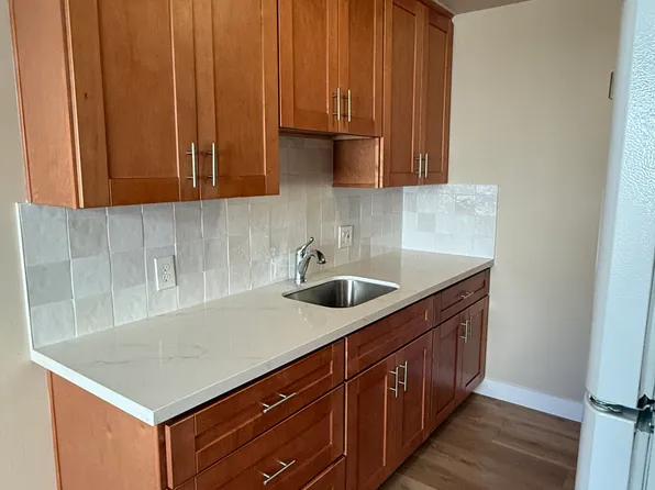 634 Grand Fir Ave #2, Sunnyvale, CA 94086