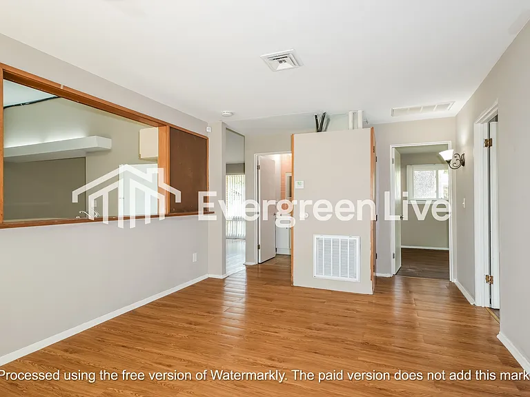 355 Allen Dr — Photo 10