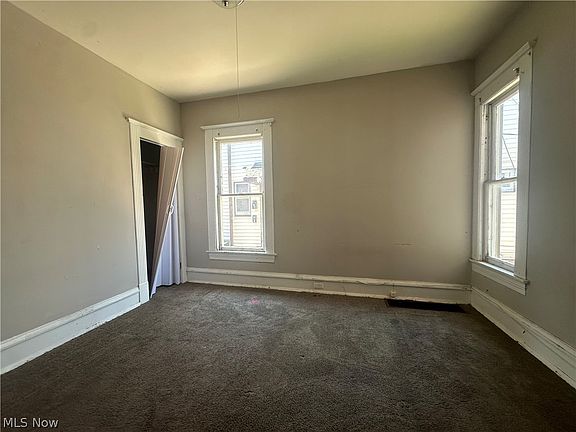 4th image of 6404 Carl Ave
