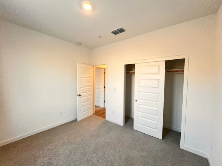 9408 Willow Terrace Dr — Photo 15
