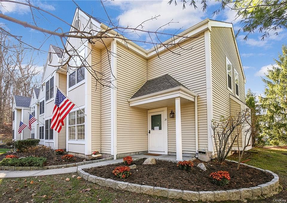 1st image of 24 Clara Ct