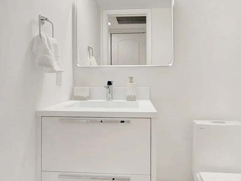 1072 Yarmouth Dr #1072-D — Photo 17